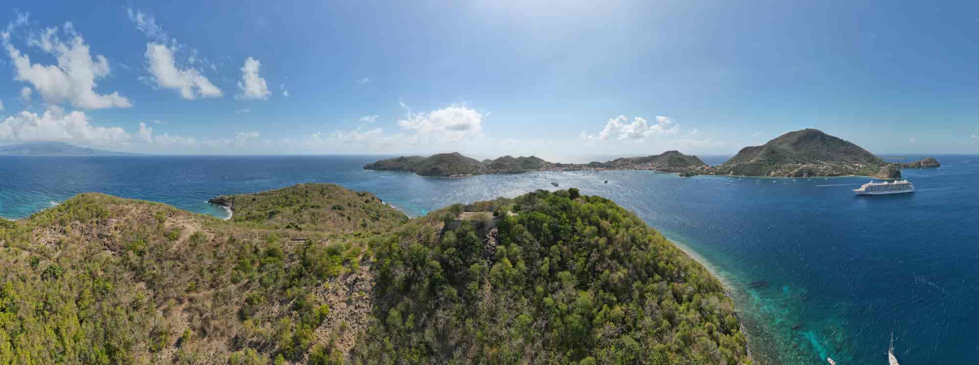 Accueil Gwadaventure excursion bateau Guadeloupe Mangrove lagon grand cul de sac marin les saintes